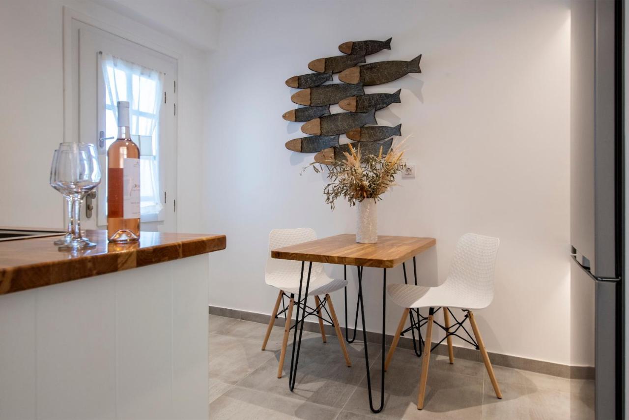 Corina Studios-Apartments Naousa  Luaran gambar
