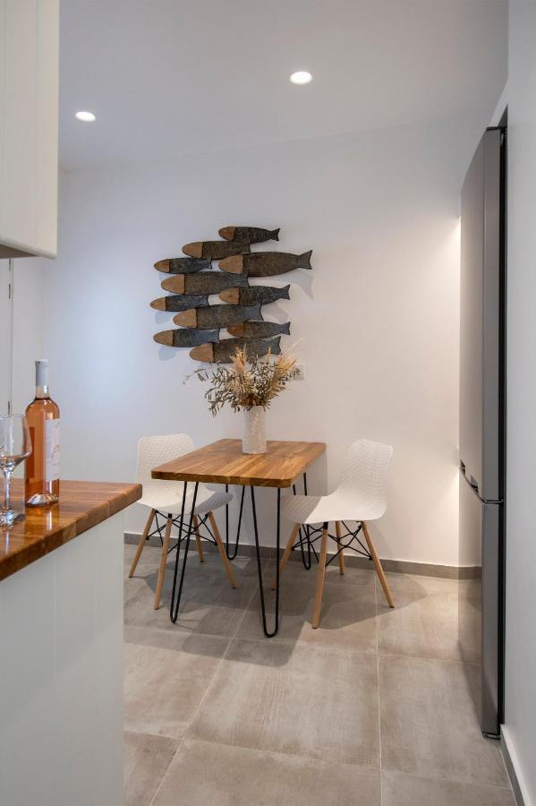 Corina Studios-Apartments Naousa  Luaran gambar