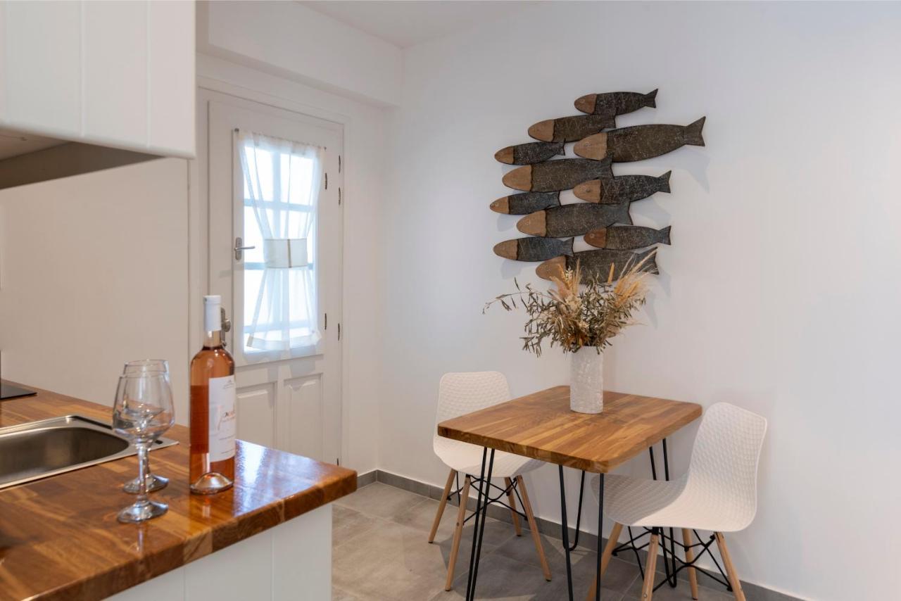 Corina Studios-Apartments Naousa  Luaran gambar