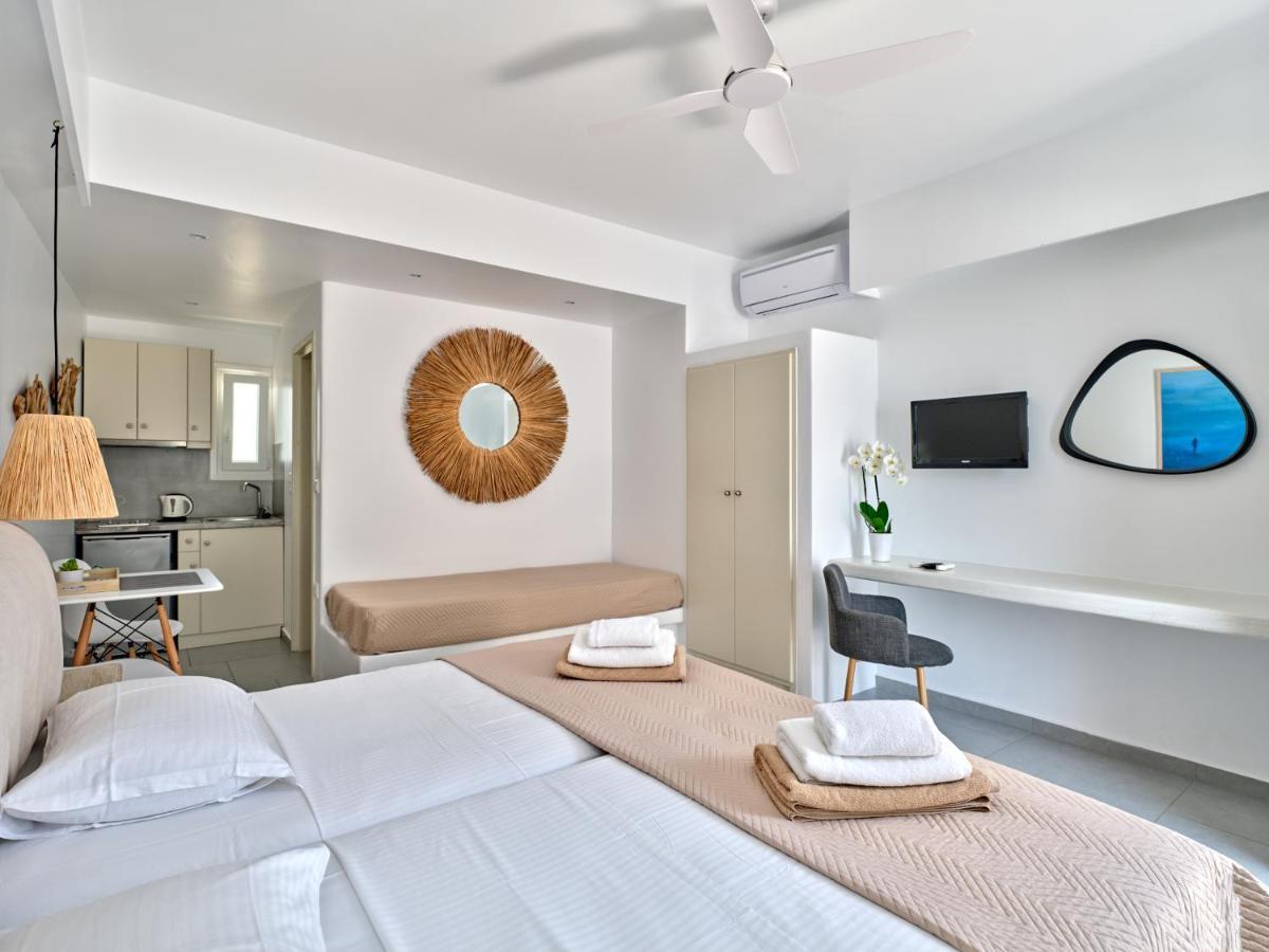 Corina Studios-Apartments Naousa  Luaran gambar